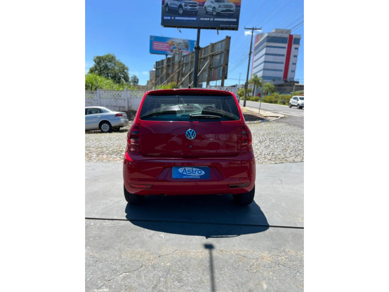 VOLKSWAGEN Fox 1.6 4P FLEX