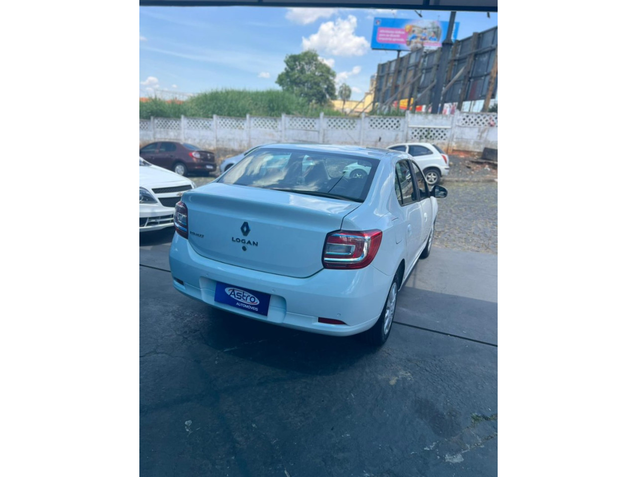 RENAULT Logan 1.0 16V 4P FLEX EXPRESSION