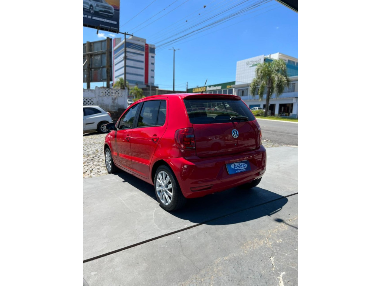 VOLKSWAGEN Fox 1.6 4P FLEX