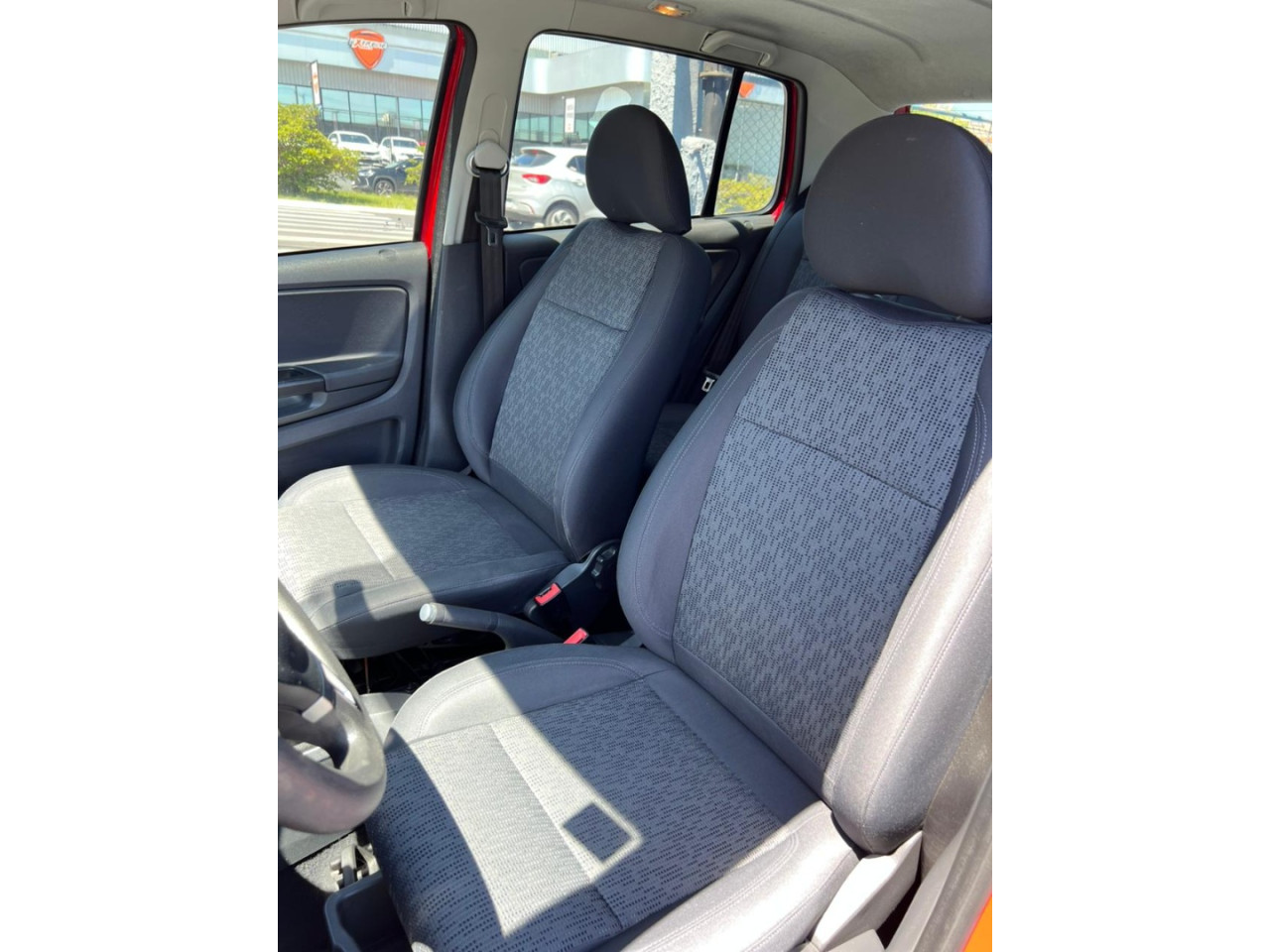 VOLKSWAGEN Fox 1.6 4P FLEX