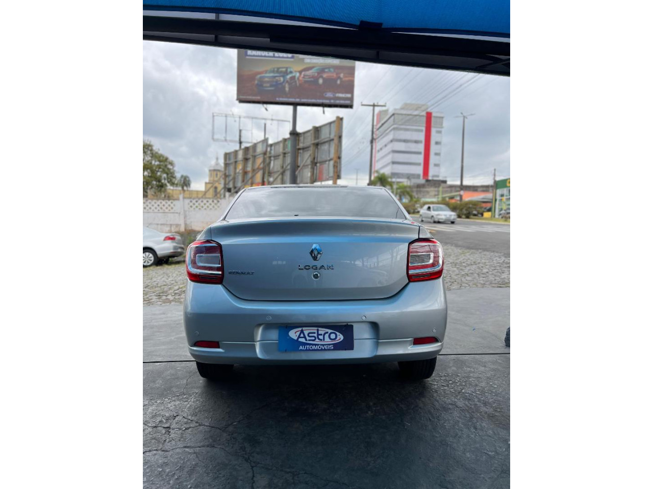 RENAULT Logan 1.0 16V 4P FLEX EXPRESSION