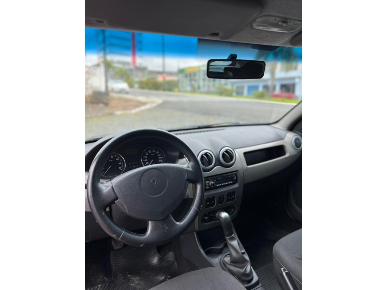 RENAULT Sandero 1.0 16V 4P FLEX EXPRESSION