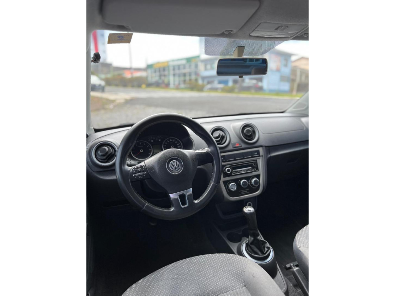 VOLKSWAGEN Voyage 1.0 4P TREND FLEX