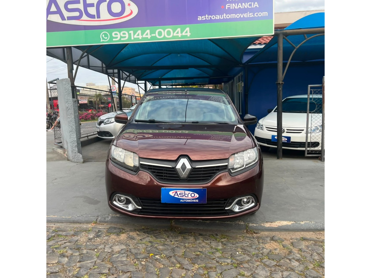 RENAULT Logan 1.0 16V 4P FLEX EXPRESSION