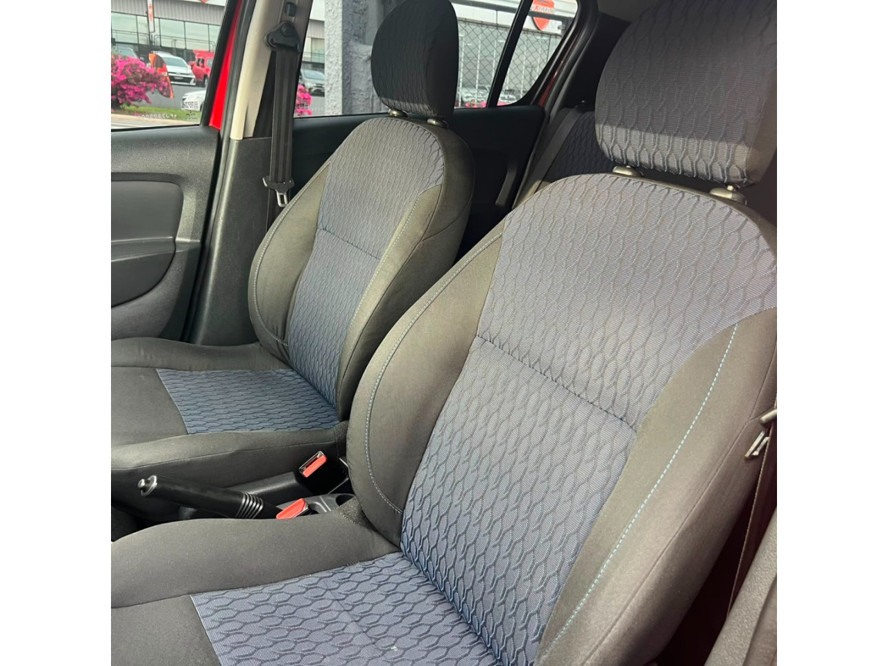 RENAULT Sandero 1.0 16V 4P FLEX AUTHENTIQUE