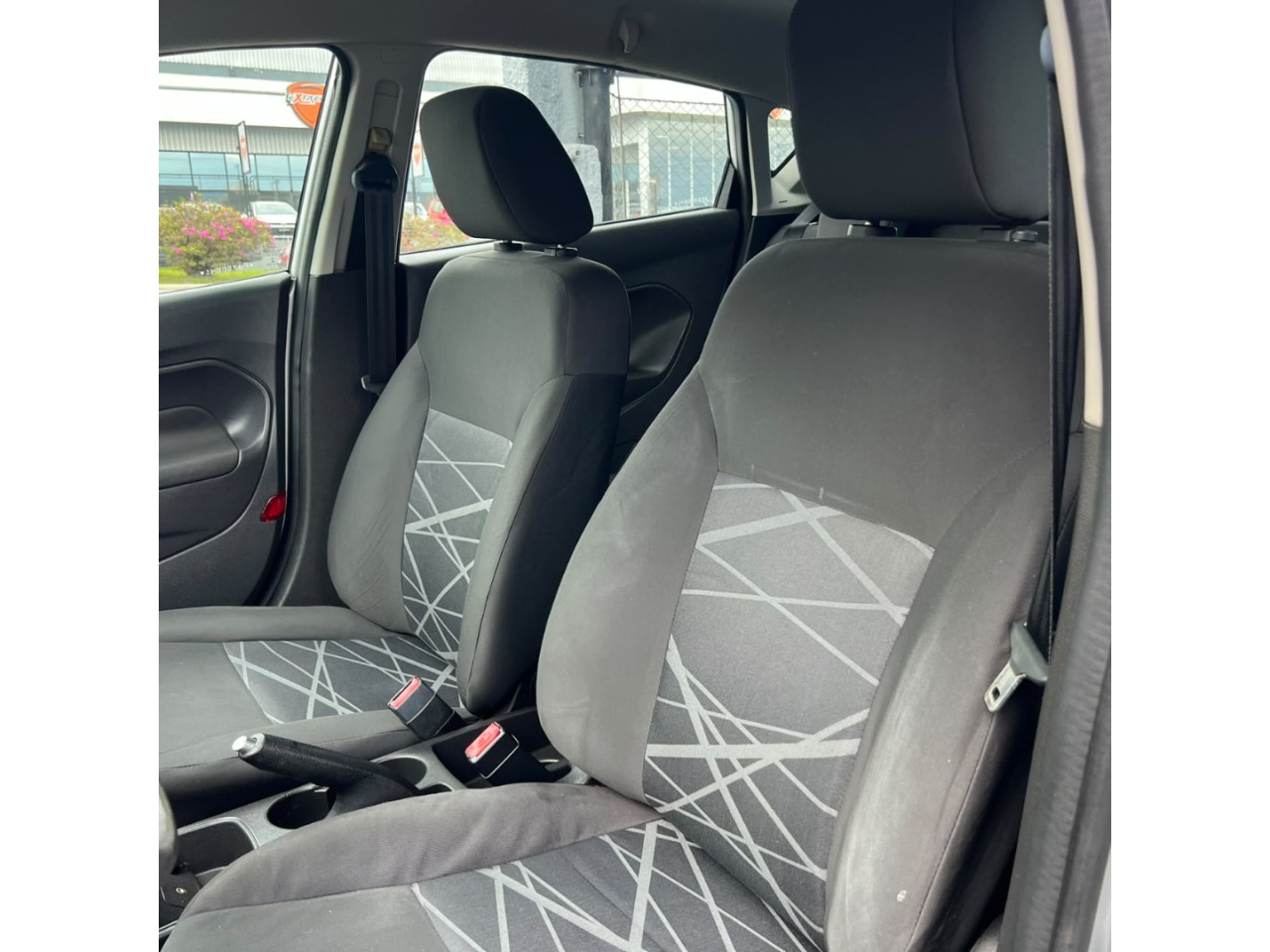FORD Fiesta Hatch 1.5 16V 4P S FLEX