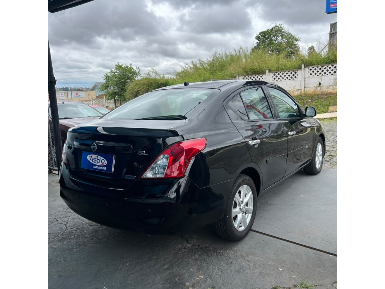 NISSAN Versa Sedan 1.6 16V 4P FLEX SL