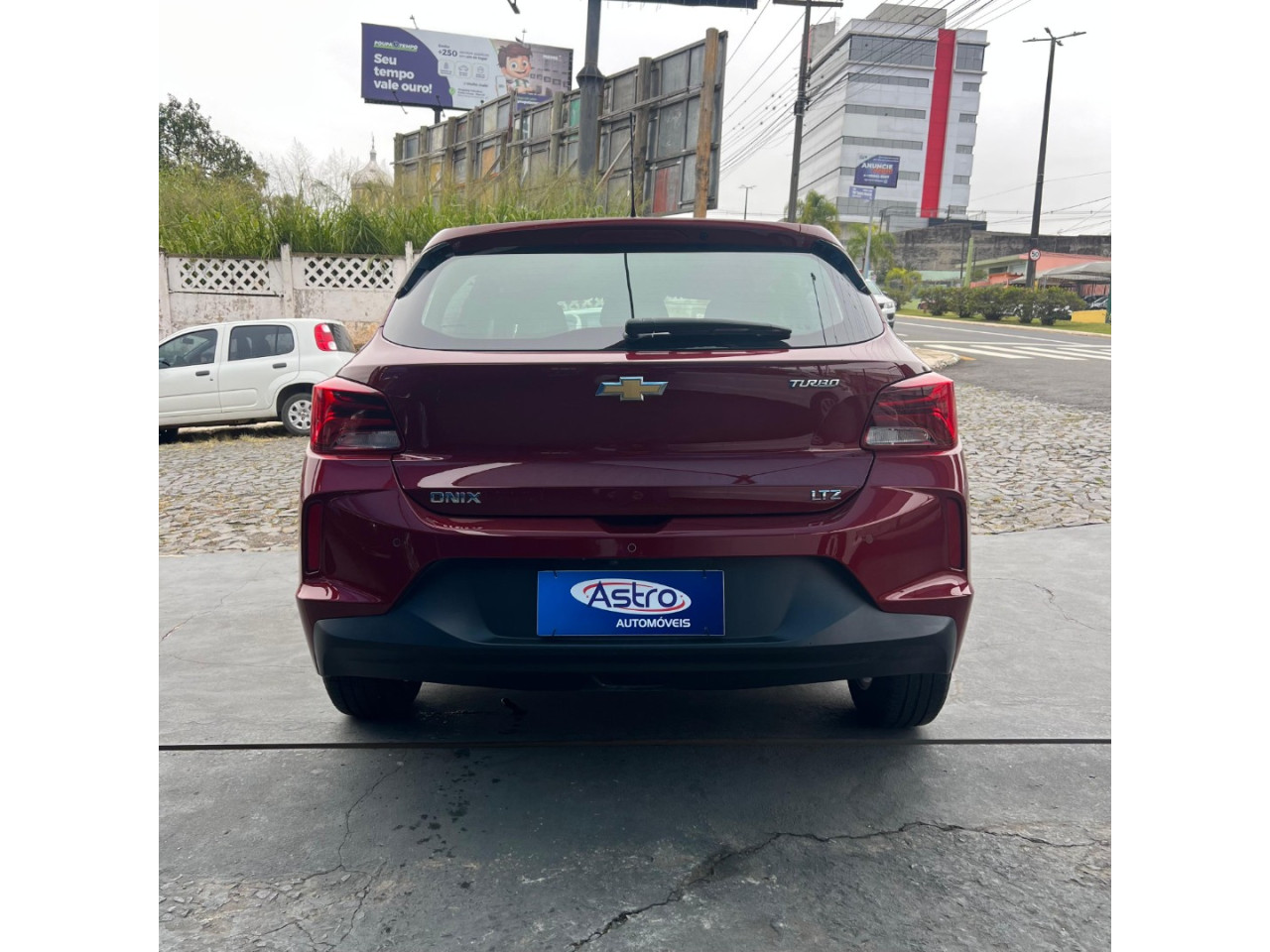 CHEVROLET Onix Hatch 1.0 4P FLEX LTZ TURBO