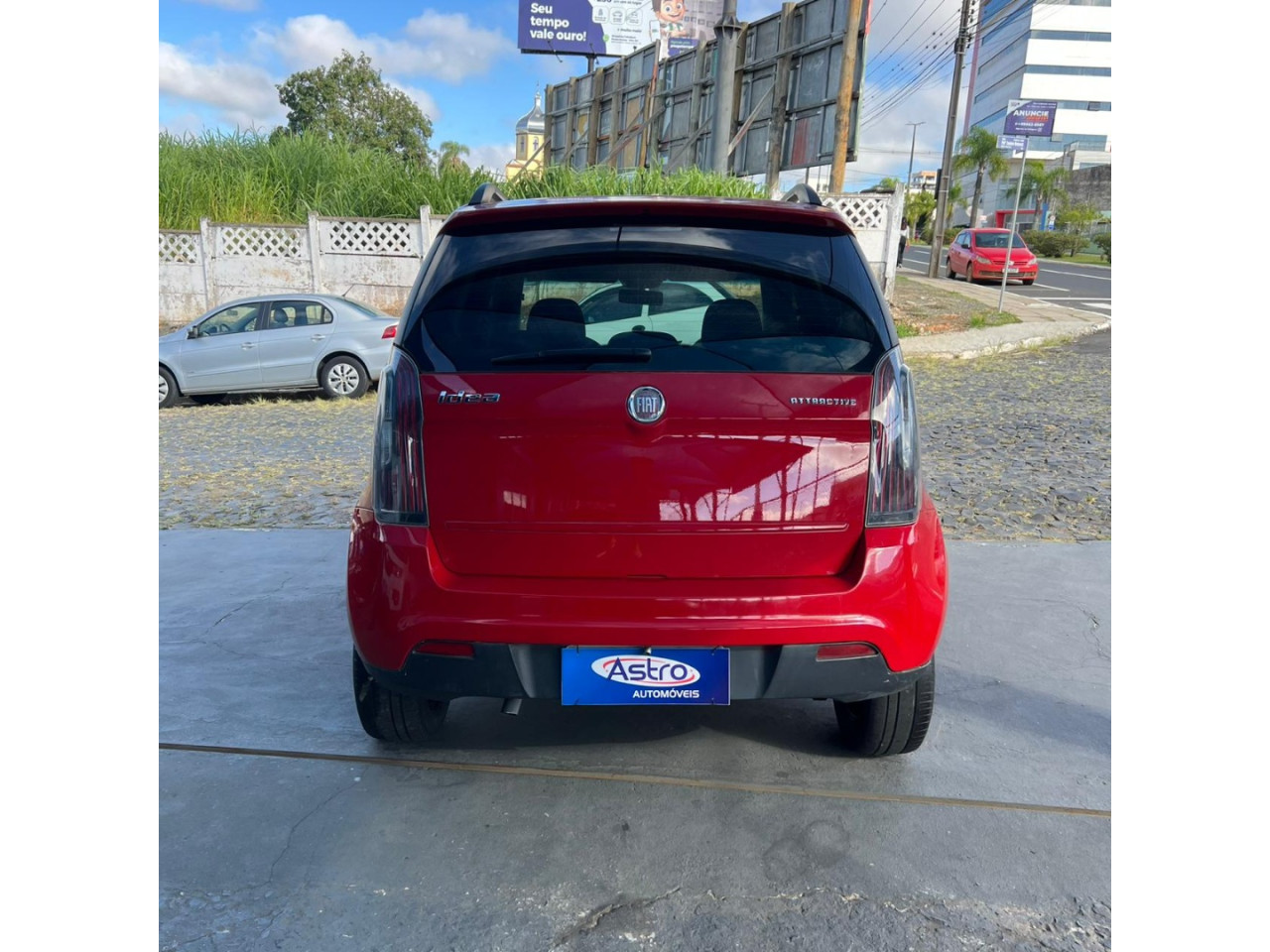 FIAT Idea 1.4 4P ATTRACTIVE FLEX