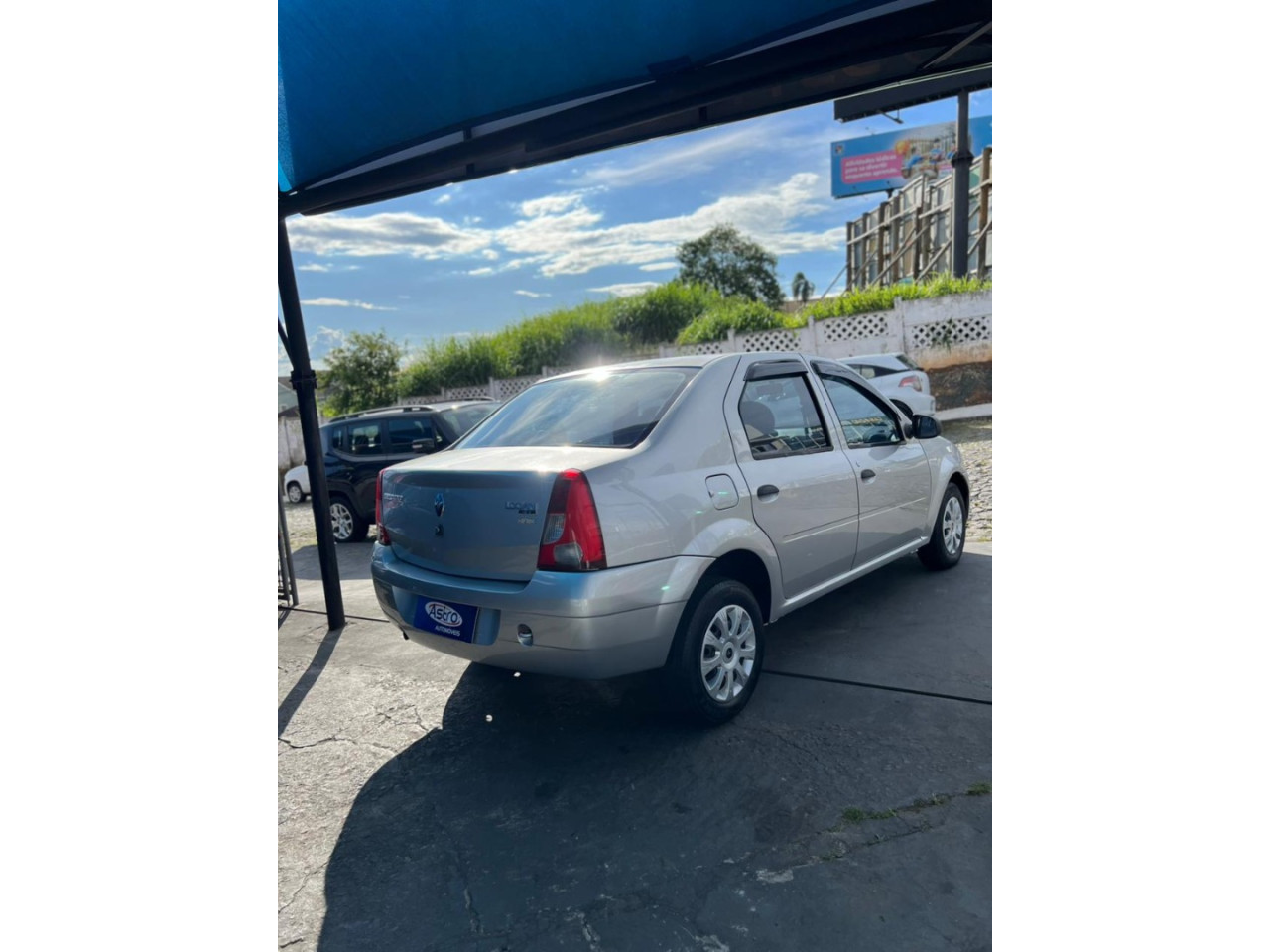 RENAULT Logan 1.0 16V 4P FLEX AUTHENTIQUE