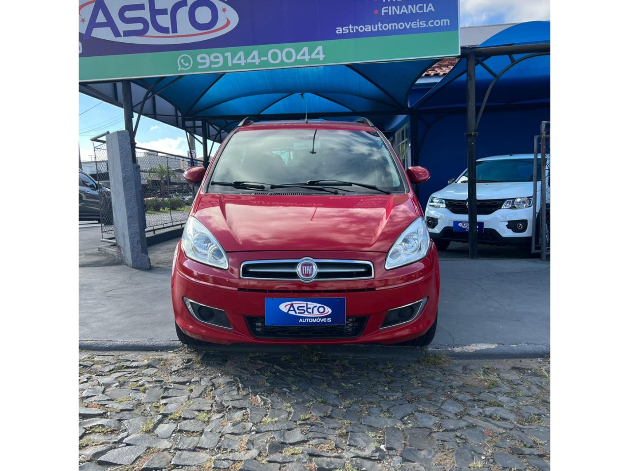 FIAT Idea 1.4 4P ATTRACTIVE FLEX