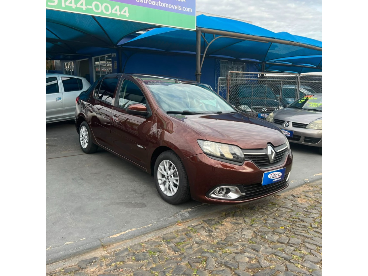 RENAULT Logan 1.0 16V 4P FLEX EXPRESSION