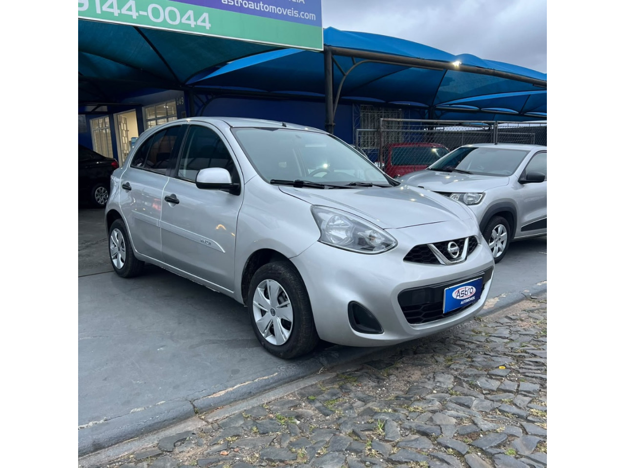 NISSAN March 1.0 16V 4P S FLEX