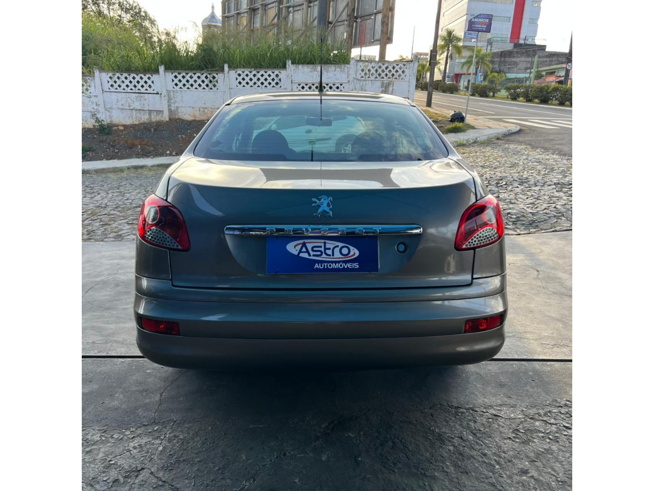 PEUGEOT 207 Sedan 1.4 4P PASSION XR FLEX