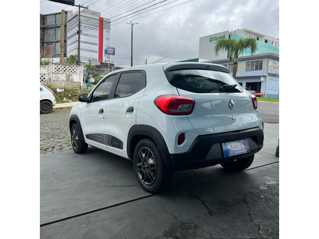 RENAULT Kwid 1.0 12V 4P SCE FLEX ZEN