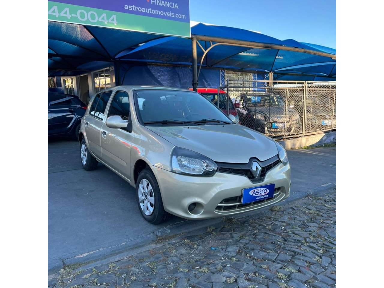 RENAULT Clio Hatch 1.0 16V 4P FLEX EXPRESSION