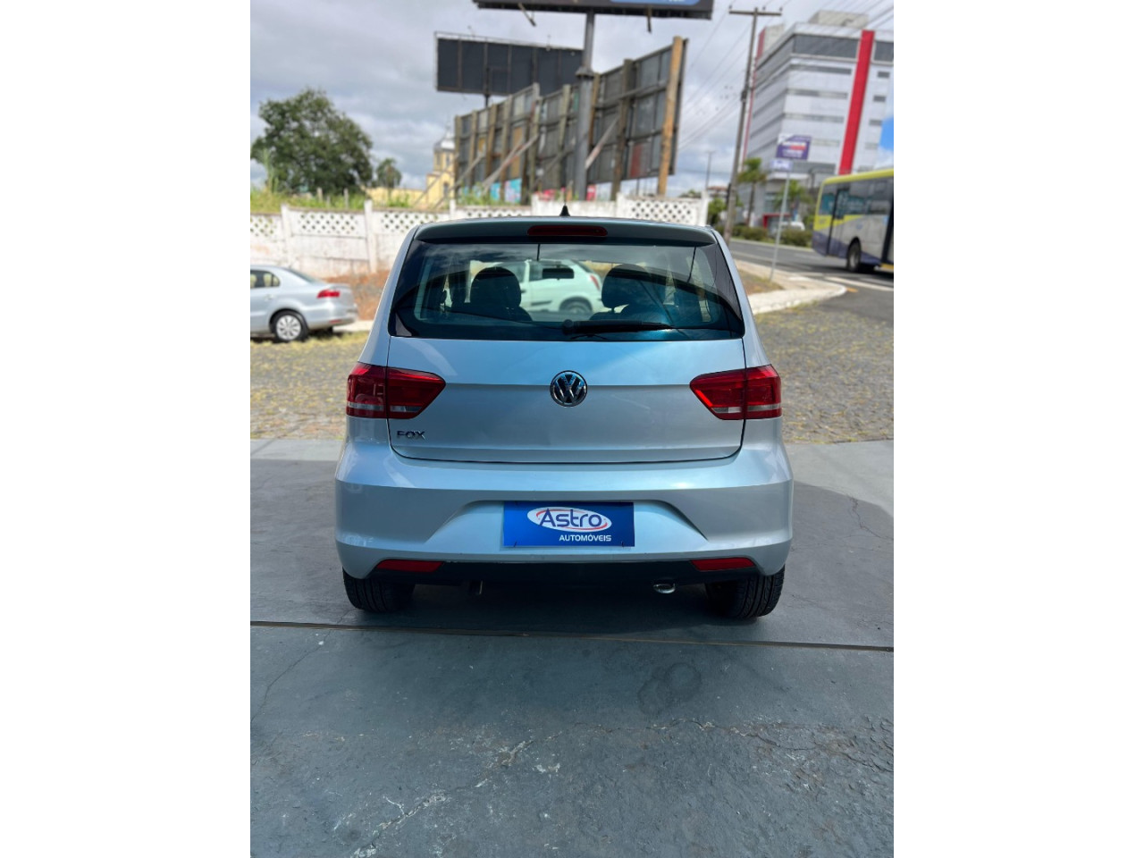 VOLKSWAGEN Fox 1.0 TRENDLINE FLEX