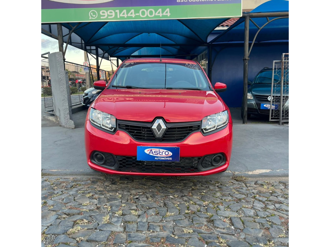 RENAULT Sandero 1.0 16V 4P FLEX AUTHENTIQUE