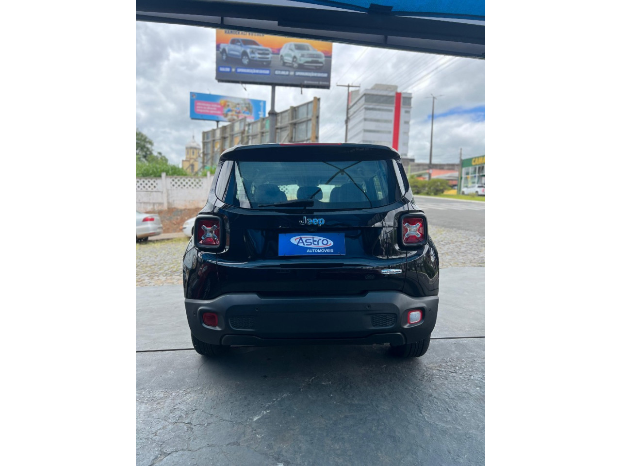 JEEP Renegade 1.8 16V 4P FLEX LONGITUDE AUTOMÁTICO