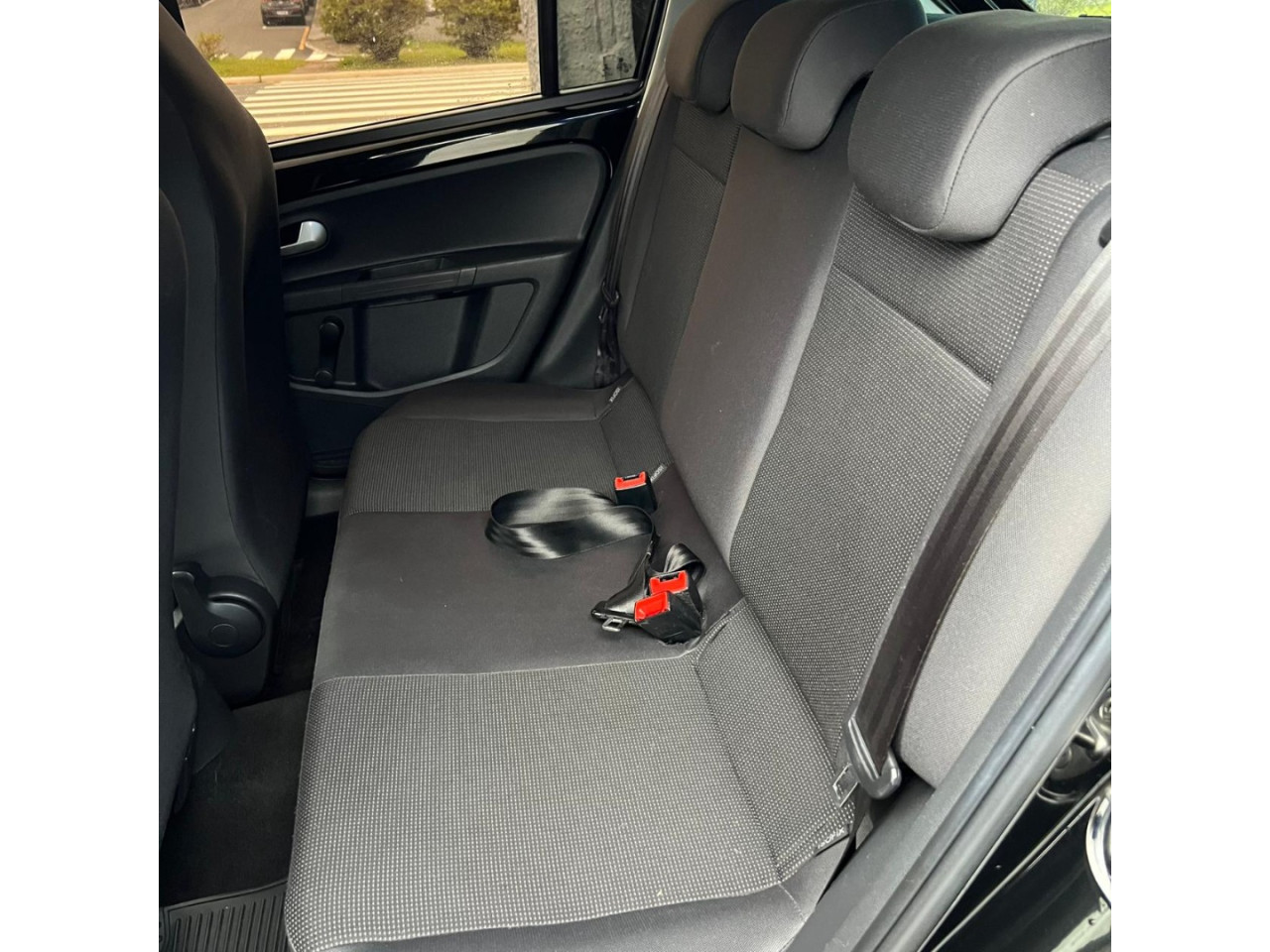 VOLKSWAGEN UP 1.0 12V 4P FLEX HIGH I-MOTION AUTOMATIZADO