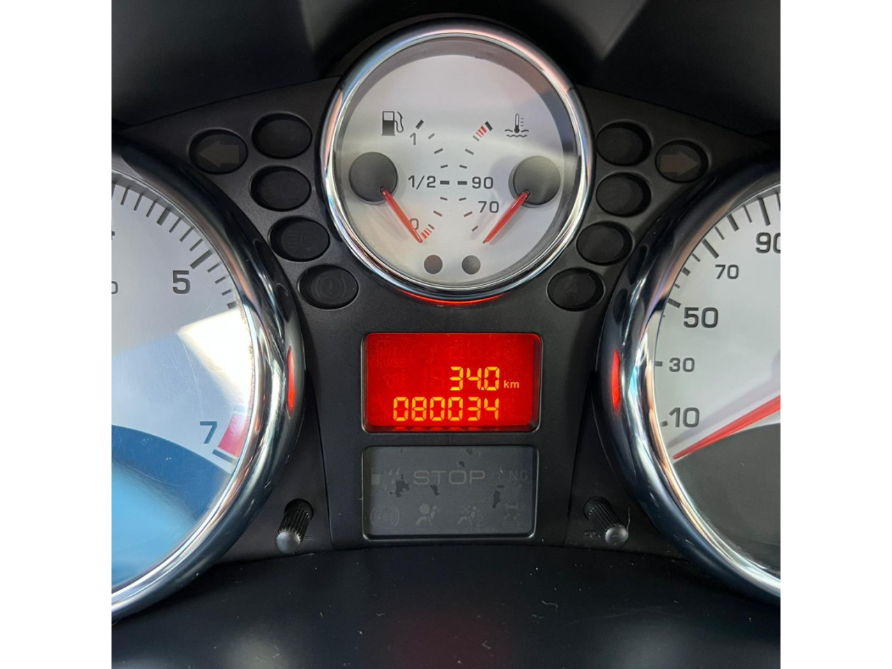 PEUGEOT 207 Sedan 1.4 4P PASSION XR FLEX