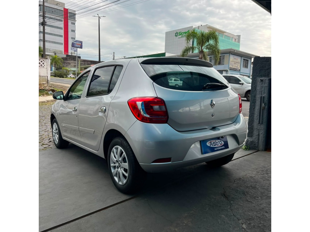 RENAULT Sandero 1.0 12V 4P FLEX SCE AUTHENTIQUE