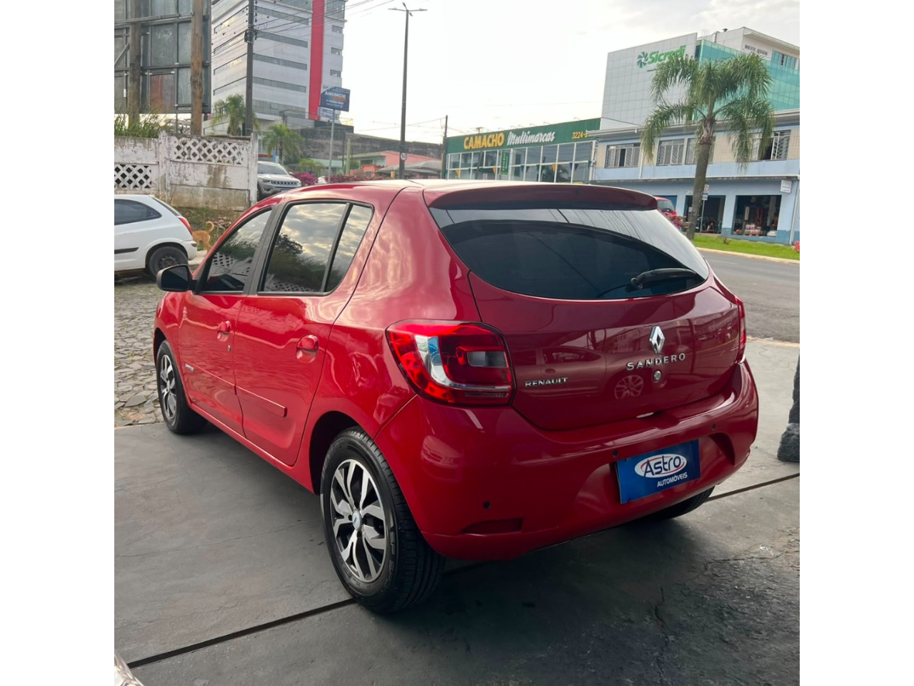 RENAULT Sandero 1.0 16V 4P FLEX AUTHENTIQUE