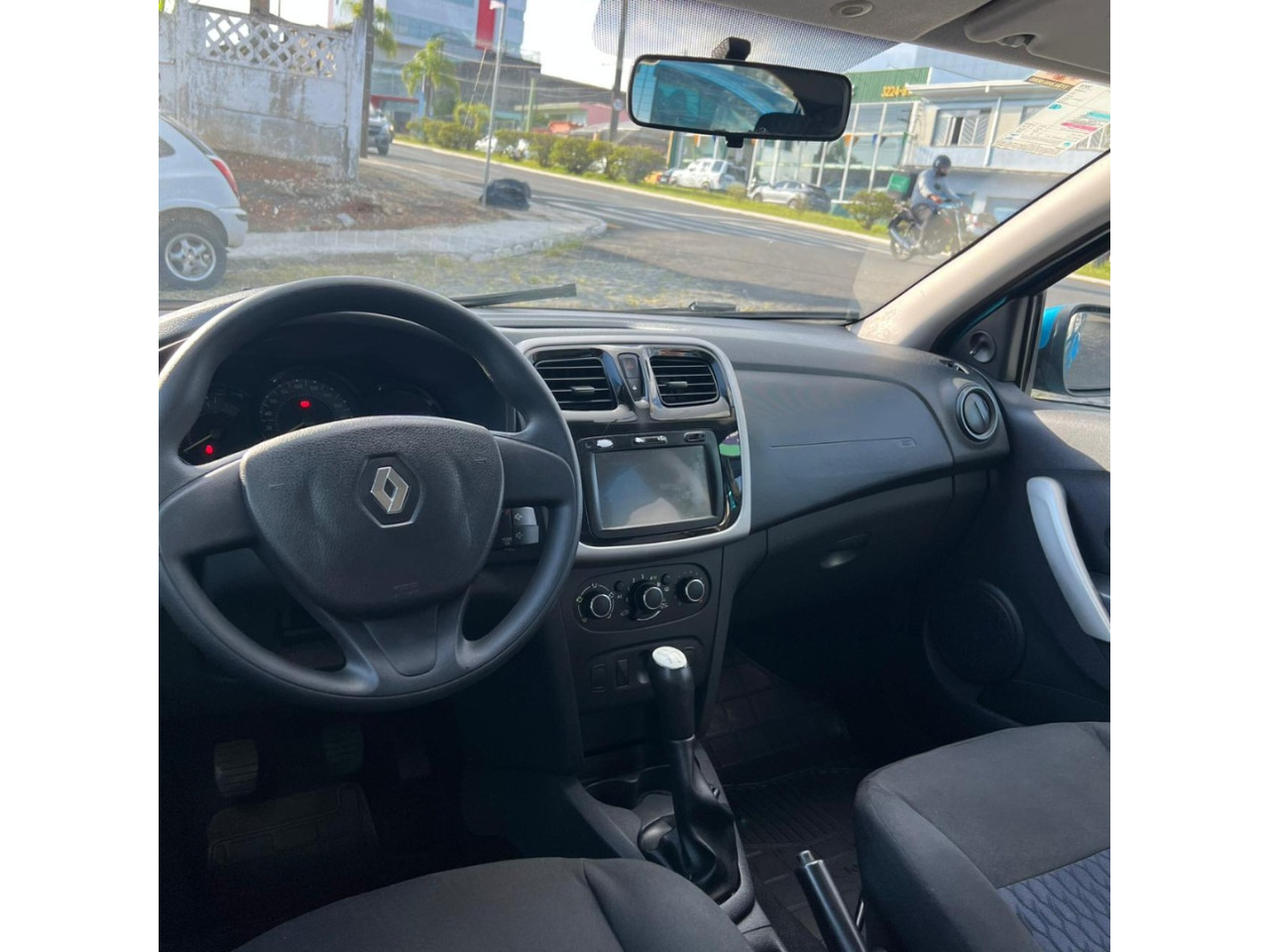 RENAULT Sandero 1.0 16V 4P FLEX EXPRESSION