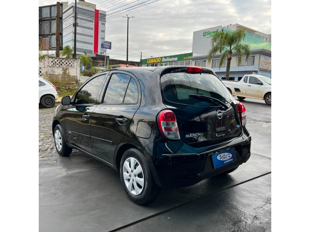 NISSAN March 1.6 16V 4P S FLEX