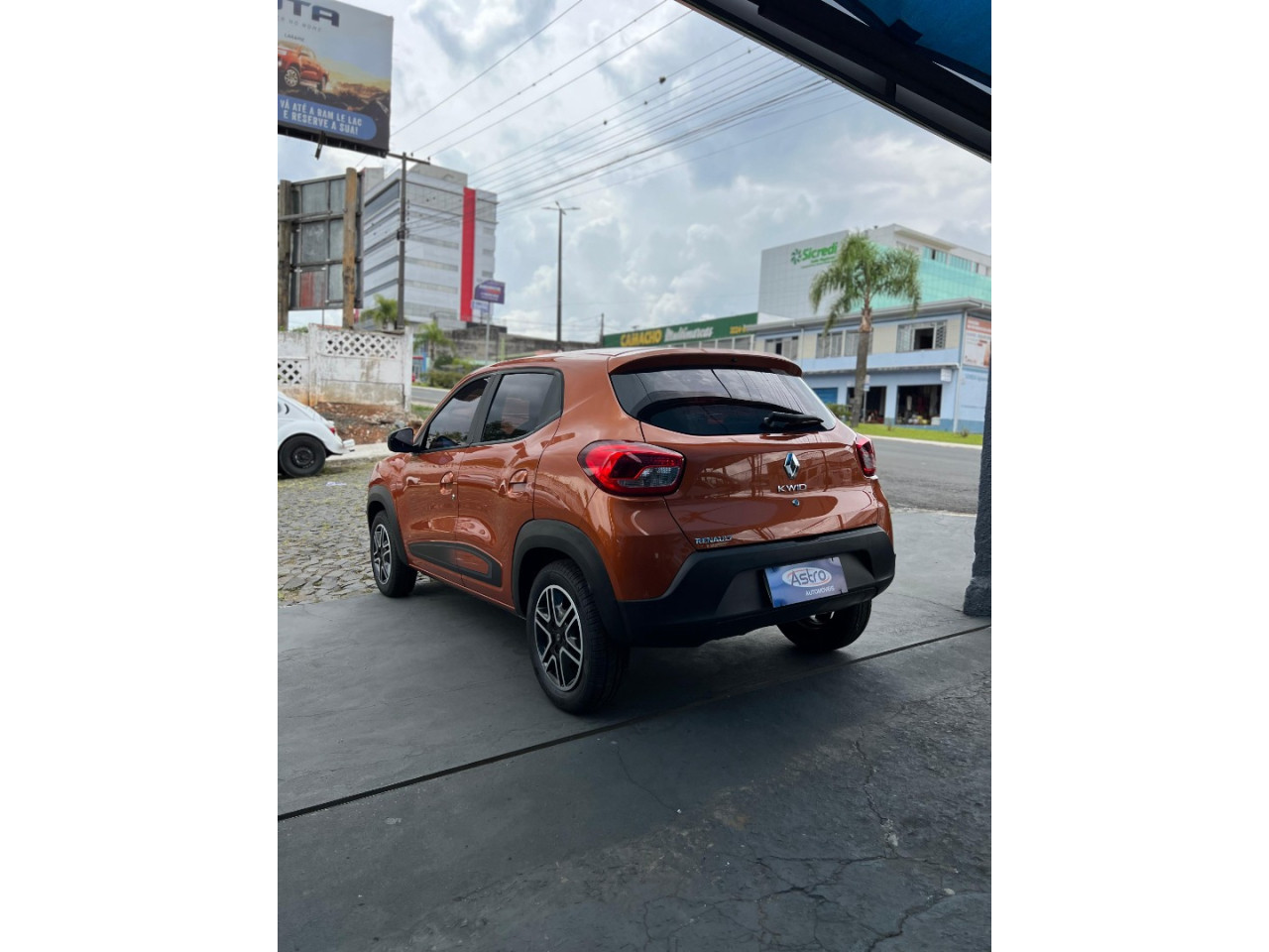 RENAULT Kwid 1.0 12V 4P SCE FLEX INTENSE