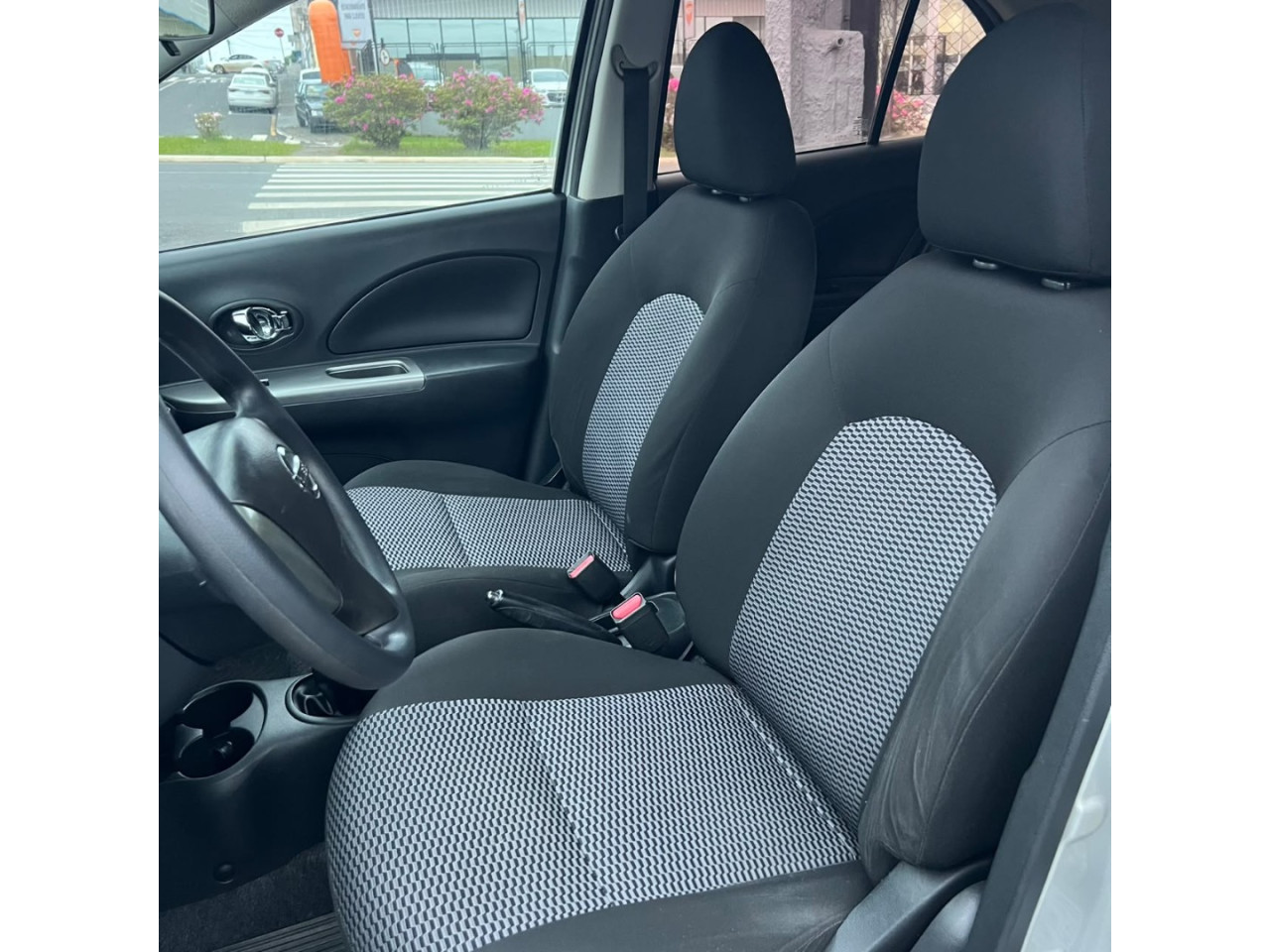 NISSAN March 1.0 16V 4P S FLEX