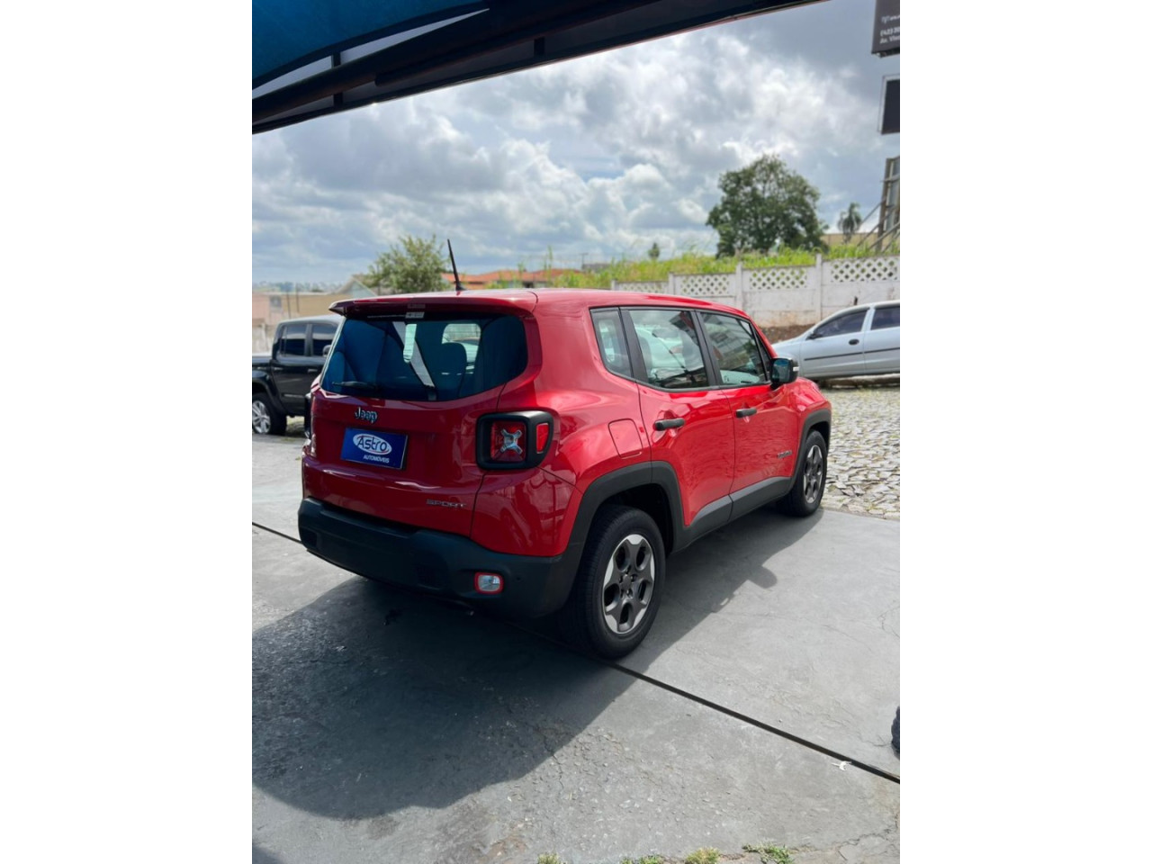 JEEP Renegade 1.8 16V 4P FLEX SPORT AUTOMÁTICO