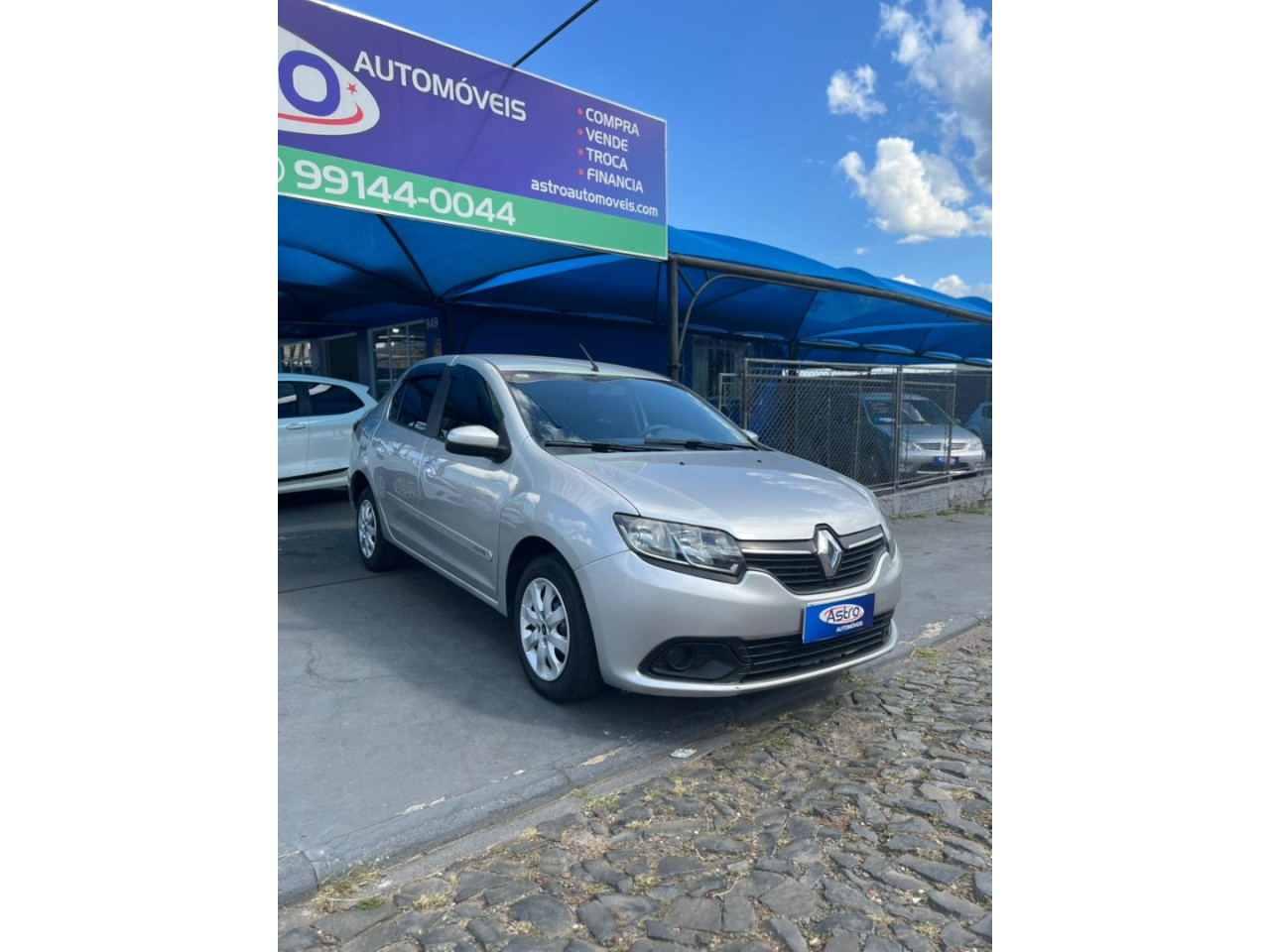 RENAULT Logan 1.0 16V 4P FLEX EXPRESSION