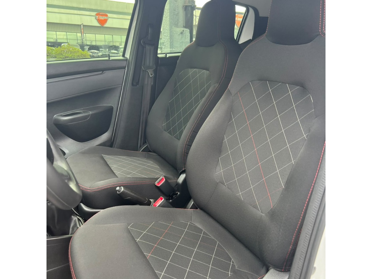 RENAULT Kwid 1.0 12V 4P SCE FLEX ZEN