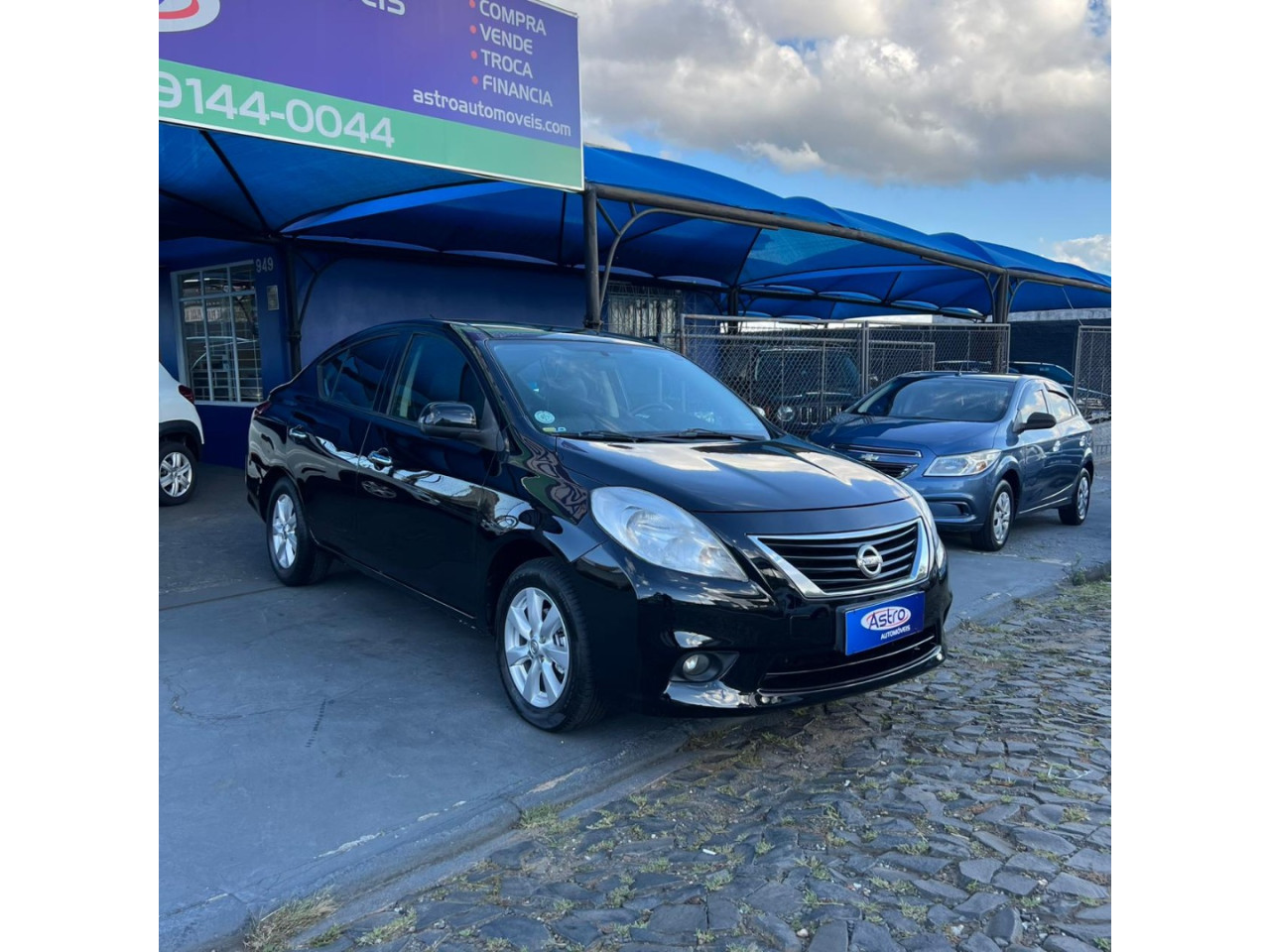NISSAN Versa Sedan 1.6 16V 4P FLEX SL