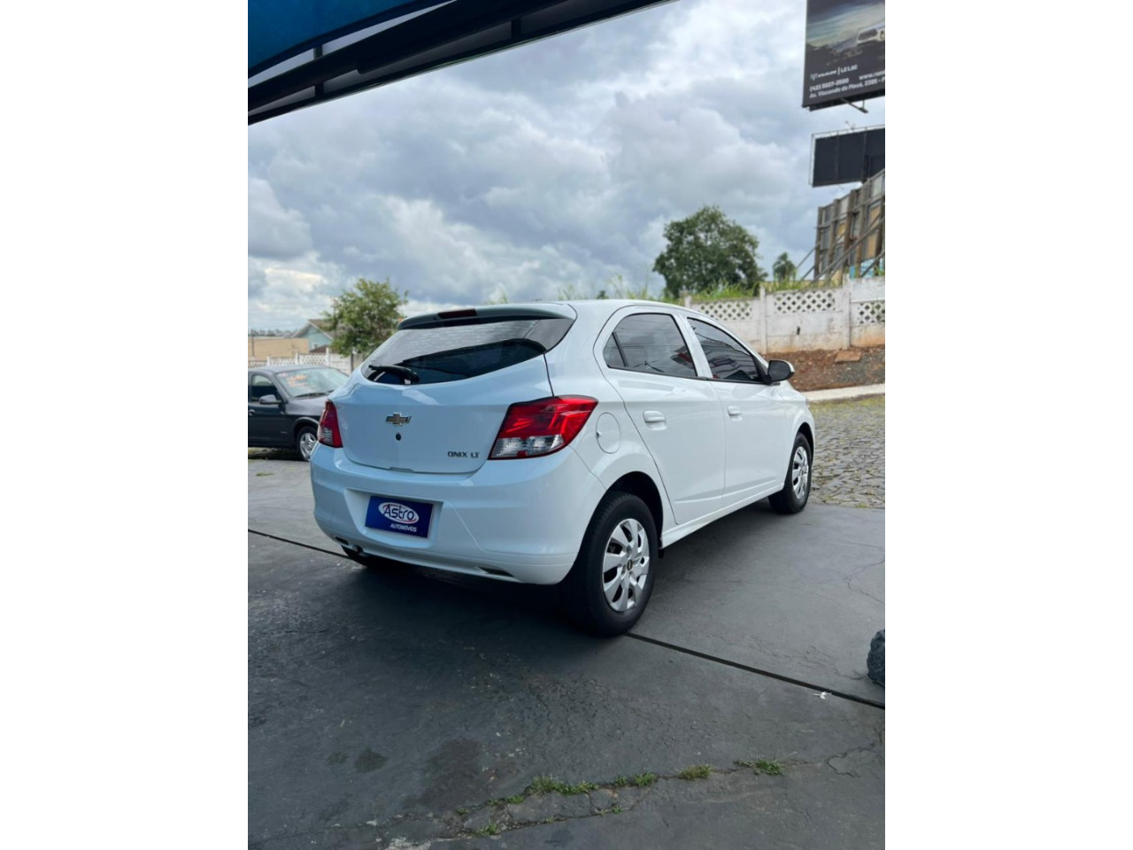 CHEVROLET Onix Hatch 1.0 4P FLEX LT