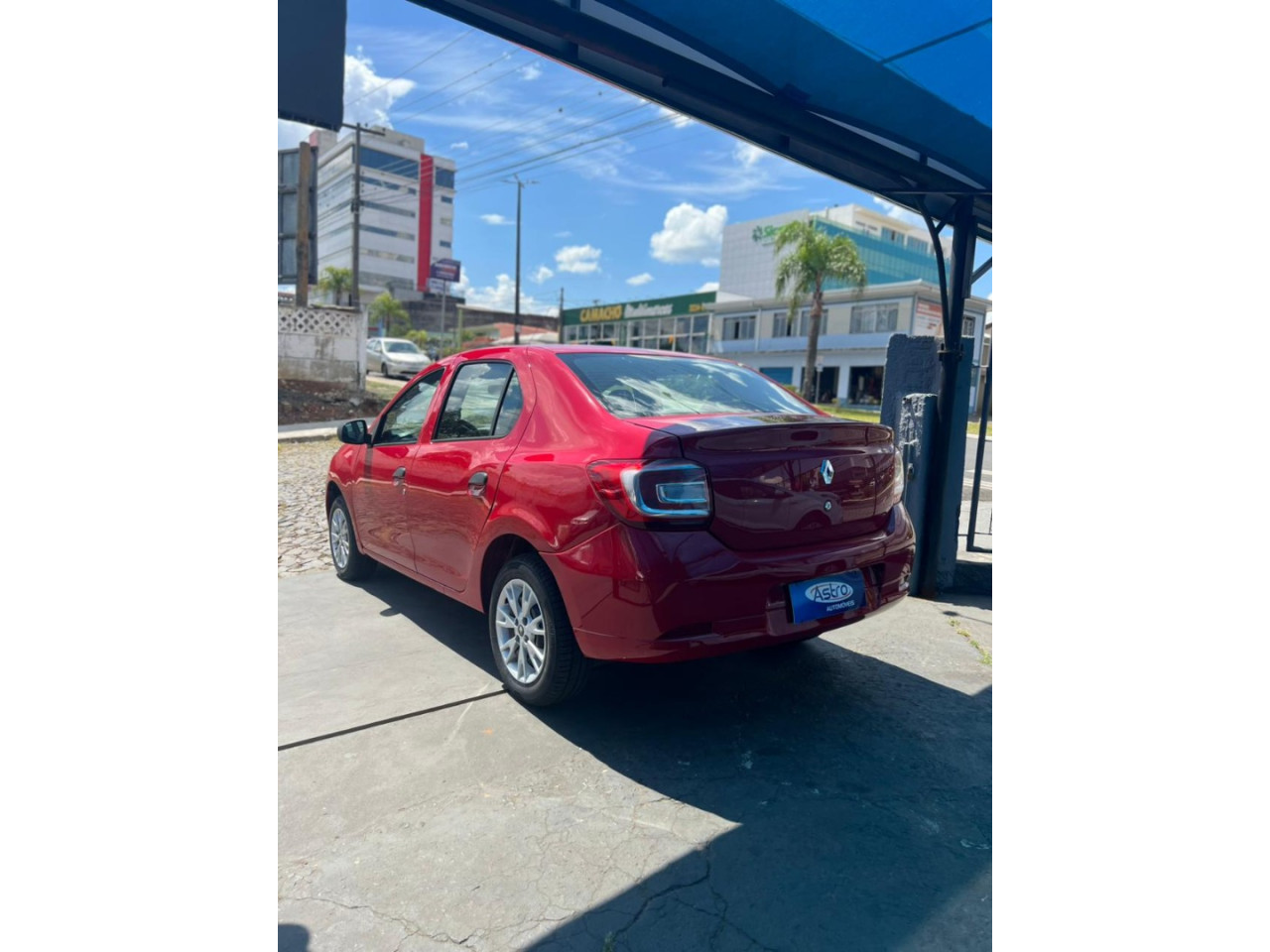 RENAULT Logan 1.0 16V 4P FLEX AUTHENTIQUE