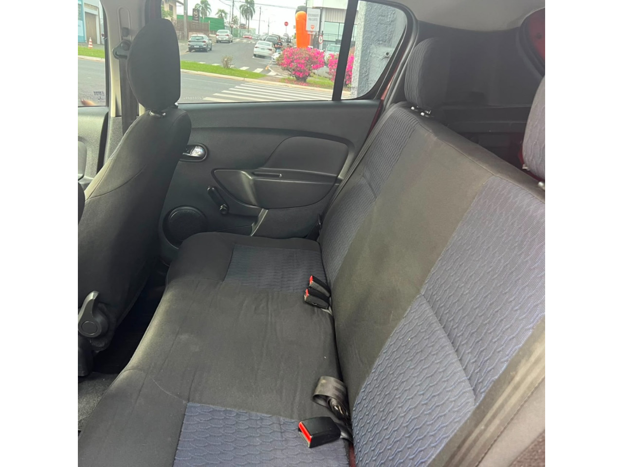 RENAULT Sandero 1.0 16V 4P FLEX AUTHENTIQUE