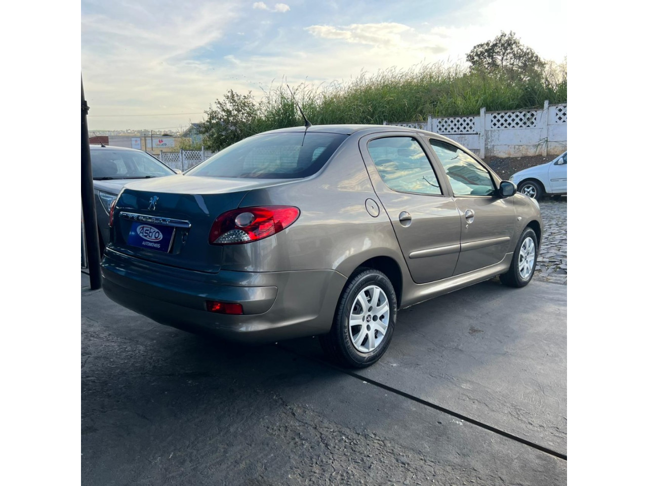 PEUGEOT 207 Sedan 1.4 4P PASSION XR FLEX