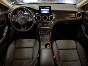 MERCEDES-BENZ CLA 180 1.6 16V 4P CGI TURBO 7G-TRONIC DCT AUTOMÁTICO