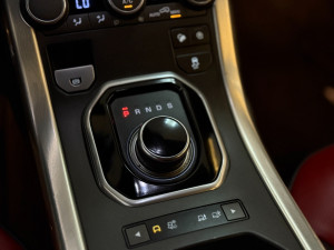 LAND ROVER Range Rover Evoque 2.0 16V 4P HSE 4WD DYNAMIC AUTOMÁTICO