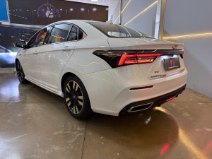 CHERY Arrizo 6 Pro 1.5 16V 4P FLEX TURBO AUTOMÁTICO CVT