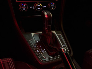 VOLKSWAGEN Golf 2.0 GTI TURBO AUTOMÁTICO