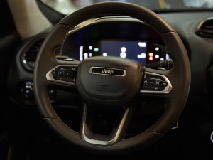 JEEP Renegade 1.3 16V 4P FLEX T270 LONGITUDE TURBO AUTOMÁTICO