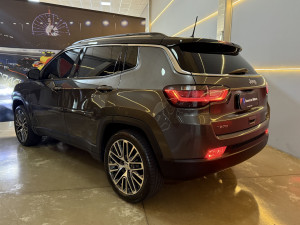 Compass 1.3 16V 4P FLEX LIMITED T270 TURBO AUTOMÁTICO
