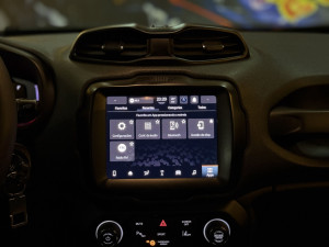 JEEP Renegade 1.3 16V 4P FLEX T270 LONGITUDE TURBO AUTOMÁTICO