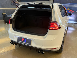 VOLKSWAGEN Golf 2.0 GTI TURBO AUTOMÁTICO