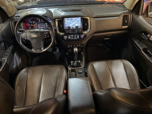 S10 2.8 12V HIGH COUNTRY CABINE DUPLA 4X4 TURBO DIESEL AUTOMÁTICO