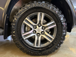 TOYOTA Hilux SW4 2.7 16V 4P FLEX SR 7 LUGARES AUTOMÁTICO