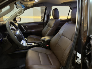 TOYOTA Hilux SW4 2.7 16V 4P FLEX SR 7 LUGARES AUTOMÁTICO